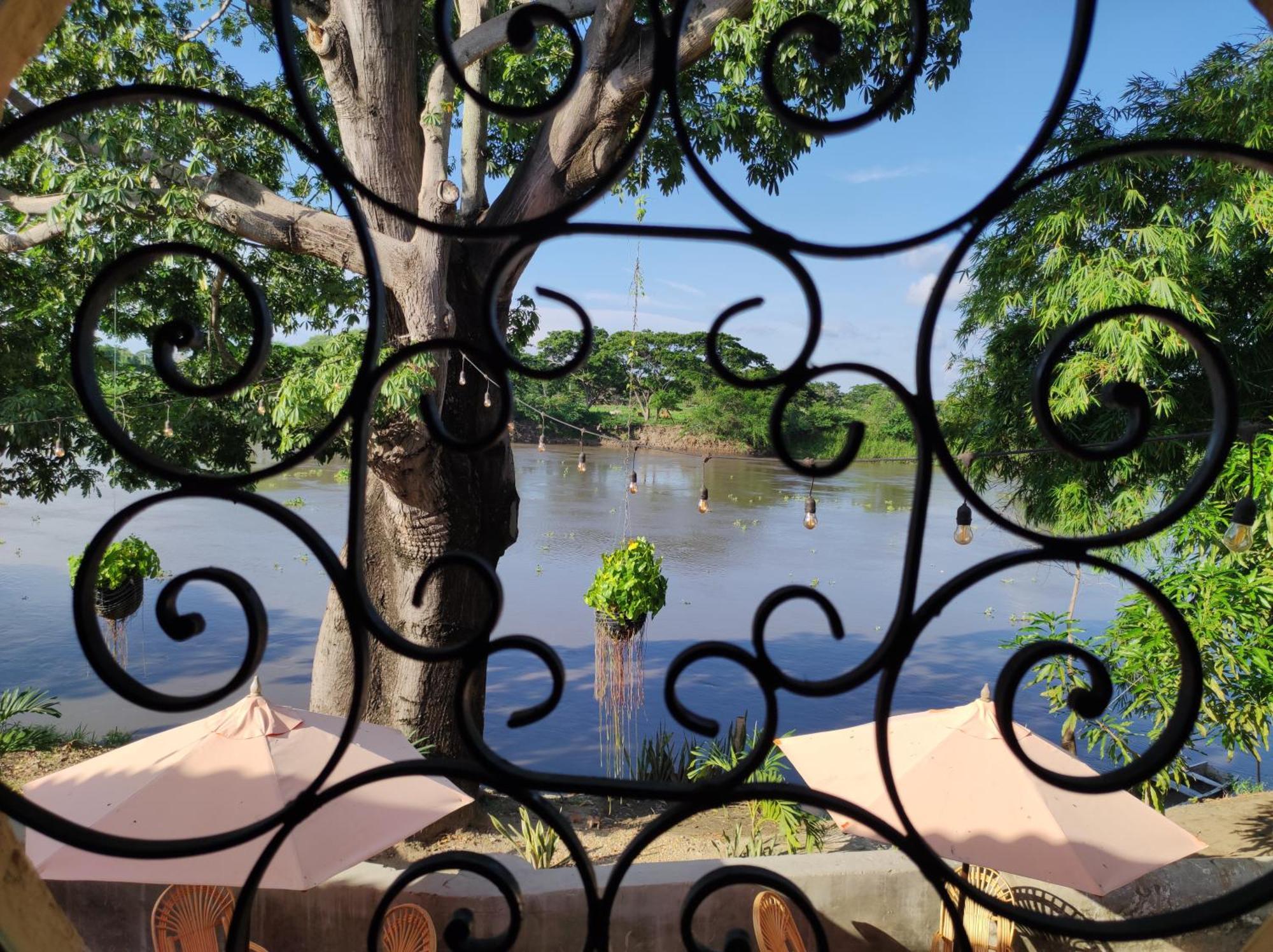 Hotel Nieto Mompox, Ubicado En El Corazon Del Centro Historico, Frente Al Rio Magdalena En Zona De Malecon Santa Cruz de Mompox Exterior foto